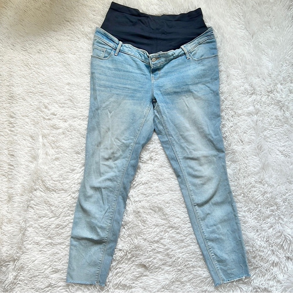 Maternity Premium Full Panel Rockstar Super Skinny Cut-Off Jeans